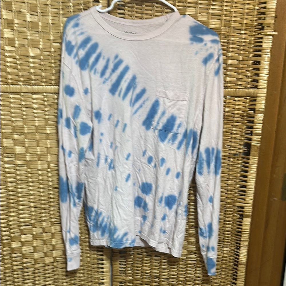 Blue Tie-Dye Long Sleeve Shirt
